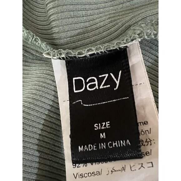 Dazy Tank Crop Top Boatneck ~ Green Ribbed ~ Size Medium - Picture 3 of 4